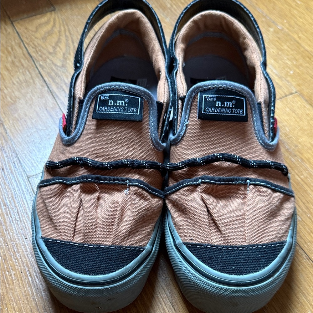 Vans Vault Slip-On VR3 LX
Nicole McLaughlin Gardening Canvas Tote Bag Shoes Sz 8 - Picture 8 of 9